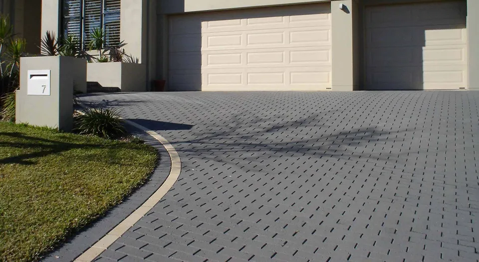 What Are the Different Benefits of Concrete Pavers?